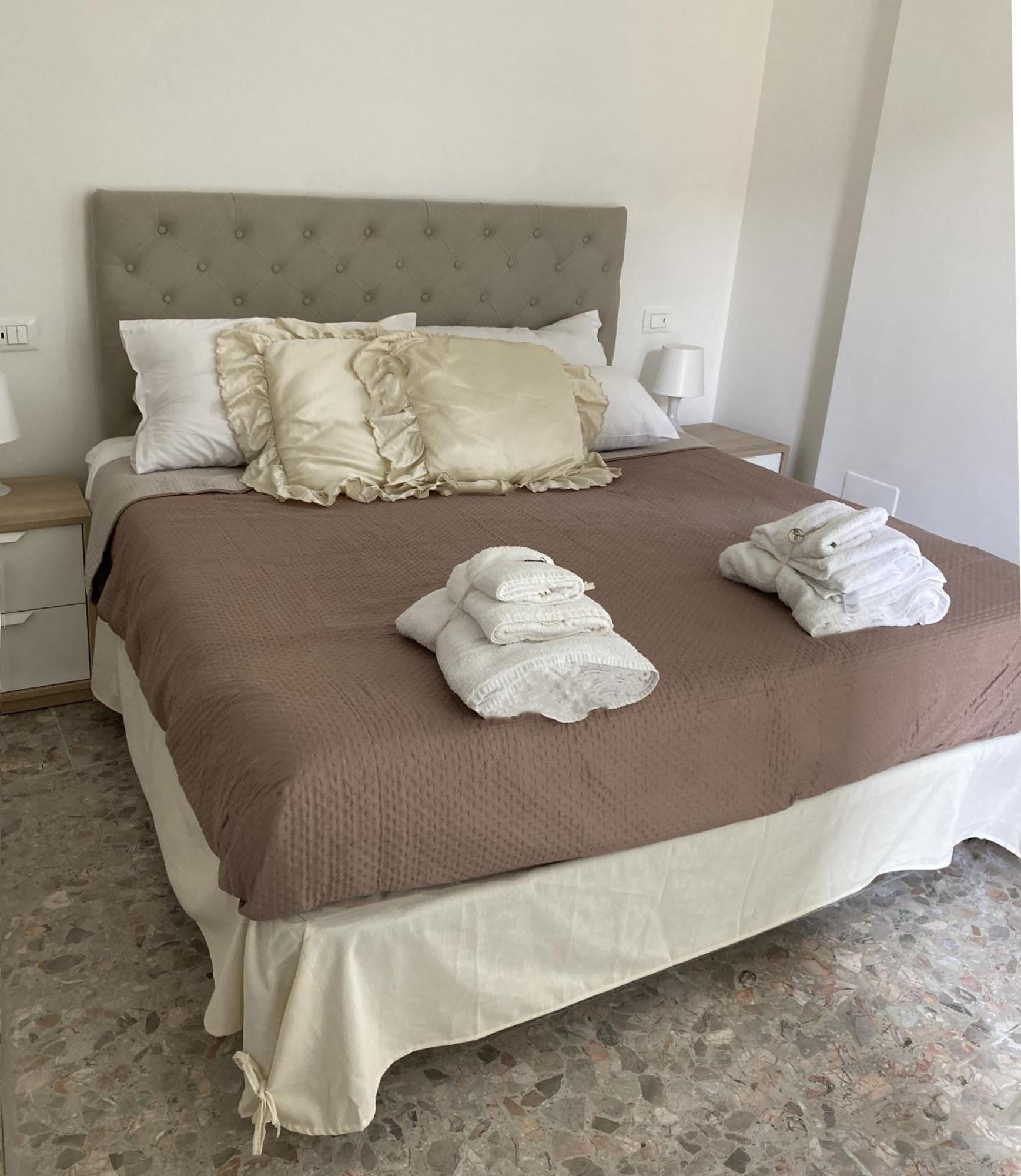 Отель Garbatella House Рим Экстерьер фото